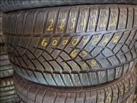  275/40/22"  Goodyear téli gumi 
