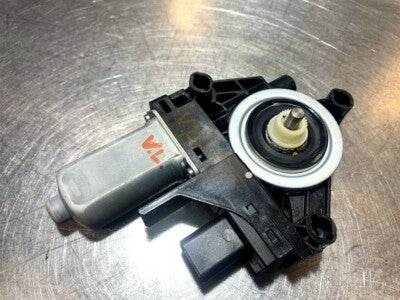 Jeep Grand Cherokee IV WK2 bal első ablakemelő motor 130620931401-103, eredeti használt