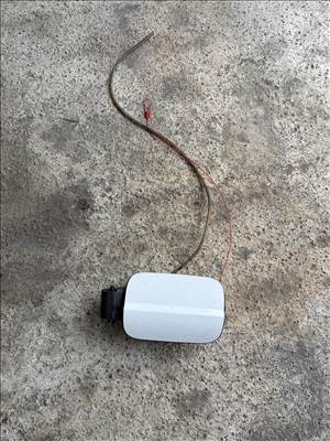 Audi A6 (4G) Tank fedél 