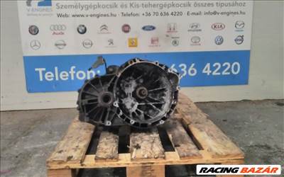 Ford S-Max 2,0TDCI AG9R-7002 UCF bontott váltó