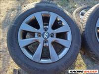 Hyundai I20 gyári alufelni nyári gumikkal 