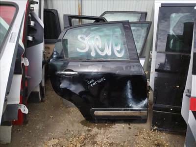 Fiat 500L jobb hátsó ajtó üresen
