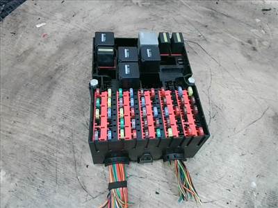 FORD FUSION 02-05 Biztosítéktábla BCM BSI BSM SAM GEM modul 