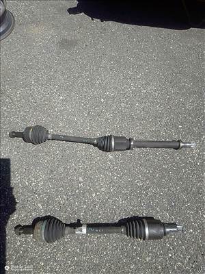 Renault Mégane III Jobb első féltengely 