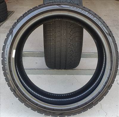 Pirelli PZero Winter 265/30 R19 téli gumi 2db   /T115.