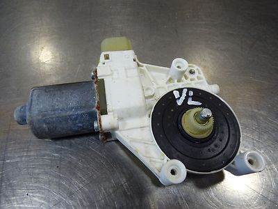 BMW 3er (E91) 330D bal első ablakemelő motor 6927027, eredeti használt