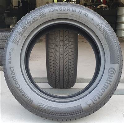 Continental WinterContact 235/60 R18 új/demó téli gumi 2db 2025. /T103
