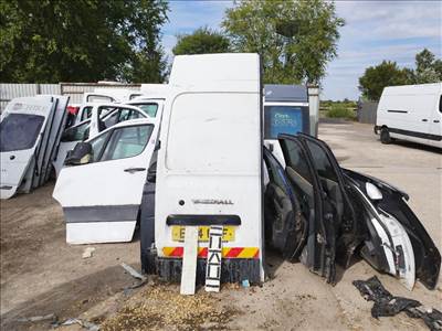Opel Movano B / Renault Master 2010- bal csomagtérajtó üresen