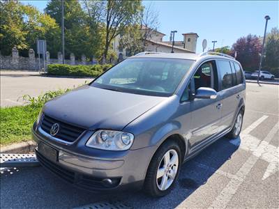 Volkswagen Touran 1T1 2.0Tdi(BKD) bontott alkatrészei, LD7X színben eladók