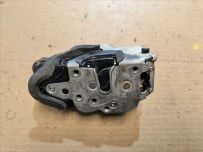 OPEL ASTRA J/ ZAFIRA C Bal hátsó Ajtózár 13579557