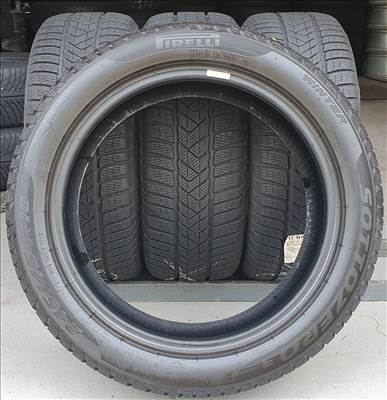 Pirelli Winter Sottozero 245/45 R18 téli gumi 4db   /T111.