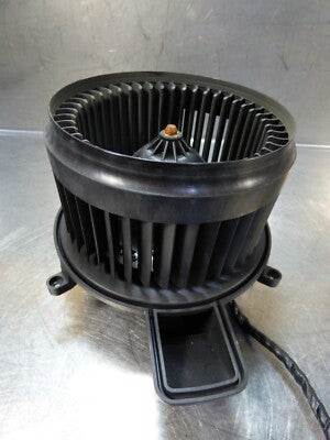 Jeep Grand Cherokee 4 WK2 ventilátormotor - OEM 68079477AB használt