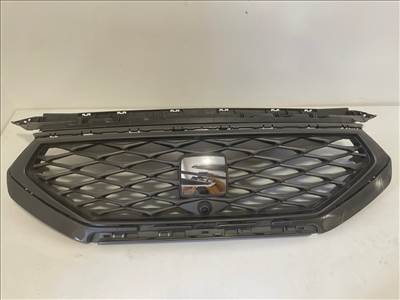 Seat Tarraco Seat hűtőrács króm emblémával