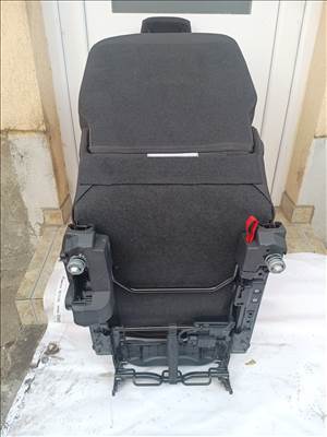 Renault Scenic III középső isofix üléssor 
