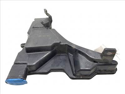 AUDI A5 Sportback (F5A, F5F) 2016 - 2022 Ablakmosó tartály 8W6955451E