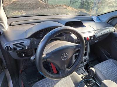 Mercedes Vaneo CDI CDI 1.7 műszerfal 