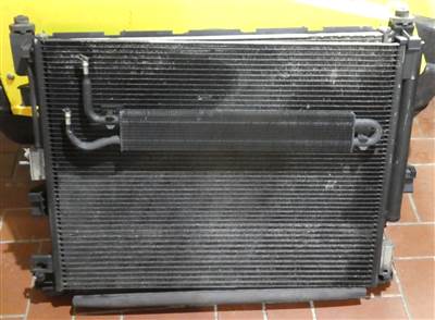 Jeep Grand WK2 3.0 CRD 2015 hűtőcsomag vízhűtő ventilátor olajhűtő eredeti használt - Cherokee - OEM 52014787AC