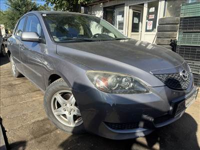 Mazda 3 1.3i bontott alkatrészei
