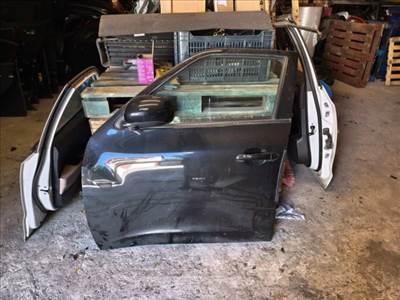 NISSAN JUKE (F15) Bal első Ajtó (Üres lemez)