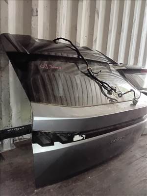 Peugeot 3008 II csomagtérajtó 