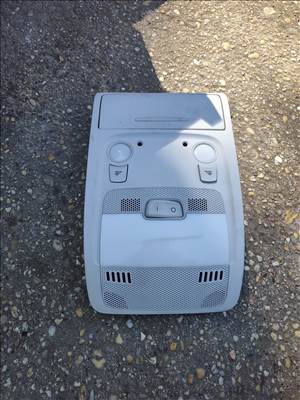 Audi A4 B8 első beltér világítás és tetőkonzol panel