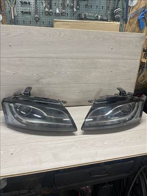 Audi A5 (B8 - 8T) fényszóró  8t0941004r 8t0941003r