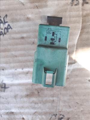 Ford Ka Mk1 zöld relé  94fg13a025a1b v23136a1x42