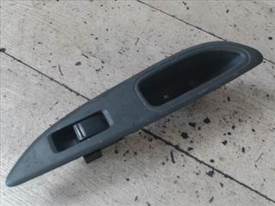 NISSAN PRIMERA P12 2001-2007 Bal hátsó ablakemelő kapcsoló