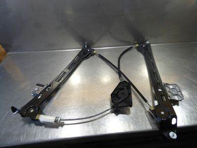 Eredeti VW Passat CC jobb első ablakemelő motor nélkül 3C8837462J használt