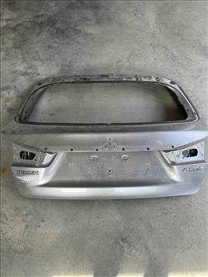 Mitsubishi ASX Csomagtér ajtó