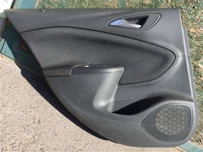 Opel Astra K bal hátsó ajtókárpit 39118876 használt