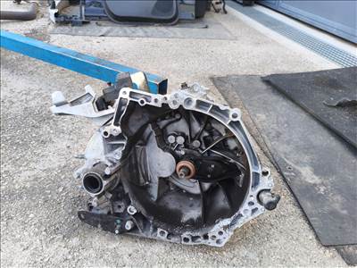 Opel Corsa F, Opel Crossland, Opel Combo E, Peugeot 2008 II váltó 6 kézi 1.5 blue hdi 73ezer km!!! 9811243810