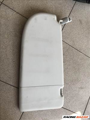 Volkswagen Caddy III bal napellenző 2K0857551