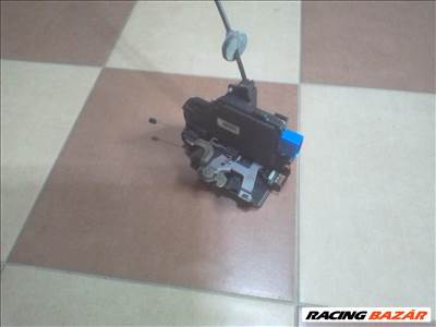 Volkswagen Touran I Jobb első ajtózár  3d1837016