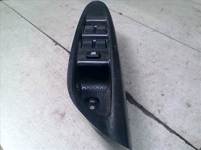 MAZDA MPV 99-05 Bal első ablakemelő kapcsoló