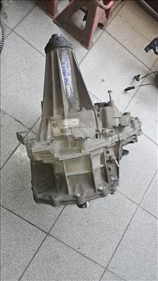 Nissan Navara (D40) osztómű  ea30a