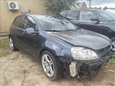Volkswagen Golf V 2.0Tdi(BMM) 4 Motion bontott alkatrészei, LC5F színben eladók