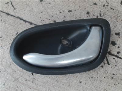 NISSAN PRIMERA P12 2001-2007 Jobb első belső kilincs