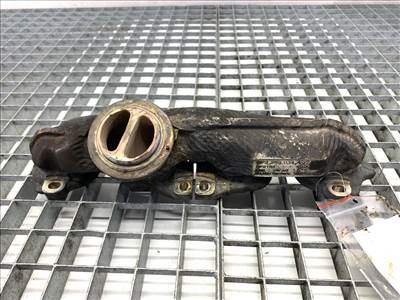 AUDI A6 C8 RS6 Kipufogó leömlő