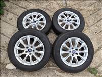 5x108 lyukosztású 16" újszerű Gyári alufelni, rajta 215/60 újszerű Toyo Tires téli gumi + szenzor 