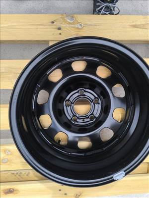 5x114.3 16" Új Nissan Dacia Renault lemezfelni acélfelni 16 coll