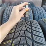  215/65 R17 Hankook téli gumi 99000ft a 4db/276/