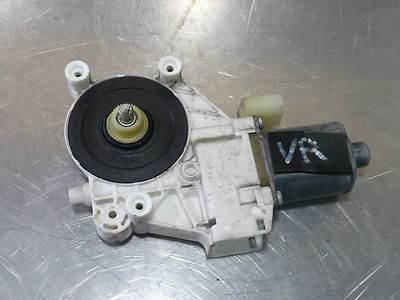 VW Crafter / Mercedes-Benz Sprinter W906 jobb első ablakemelő motor A0068205542, eredeti használt
