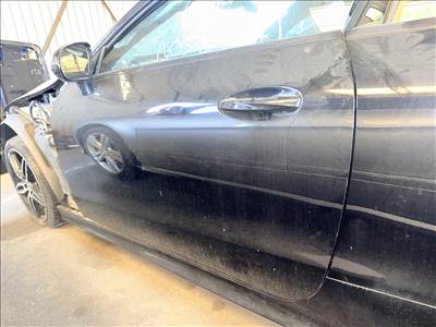 Mercedes E-osztály C238 bal oldali ajtó