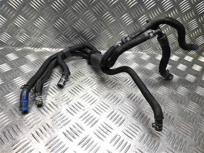 PORSCHE MACAN 3.0 TDI üzemanyagcső 95B201216 eredeti használt - 059130297AD