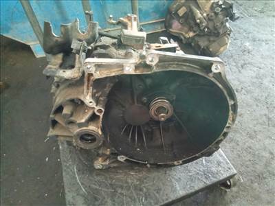 MAZDA 3 03.10-06.06 Sebességváltó, dízel manuális