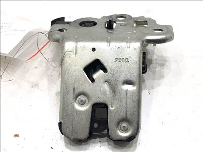 AUDI A3 (8P1) 2003 - 2013 Hátsó csomagtérajtó zár 8K9827505A