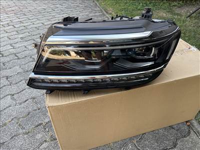 Volkswagen Tiguan II Bal első lámpa 5nb941081d