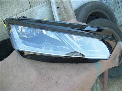 Skoda Octavia 4 jobb első led fényszóró  2020-2024 5e4941016a 5e4941016b