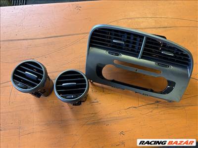 Seat Altea szellőző rács 